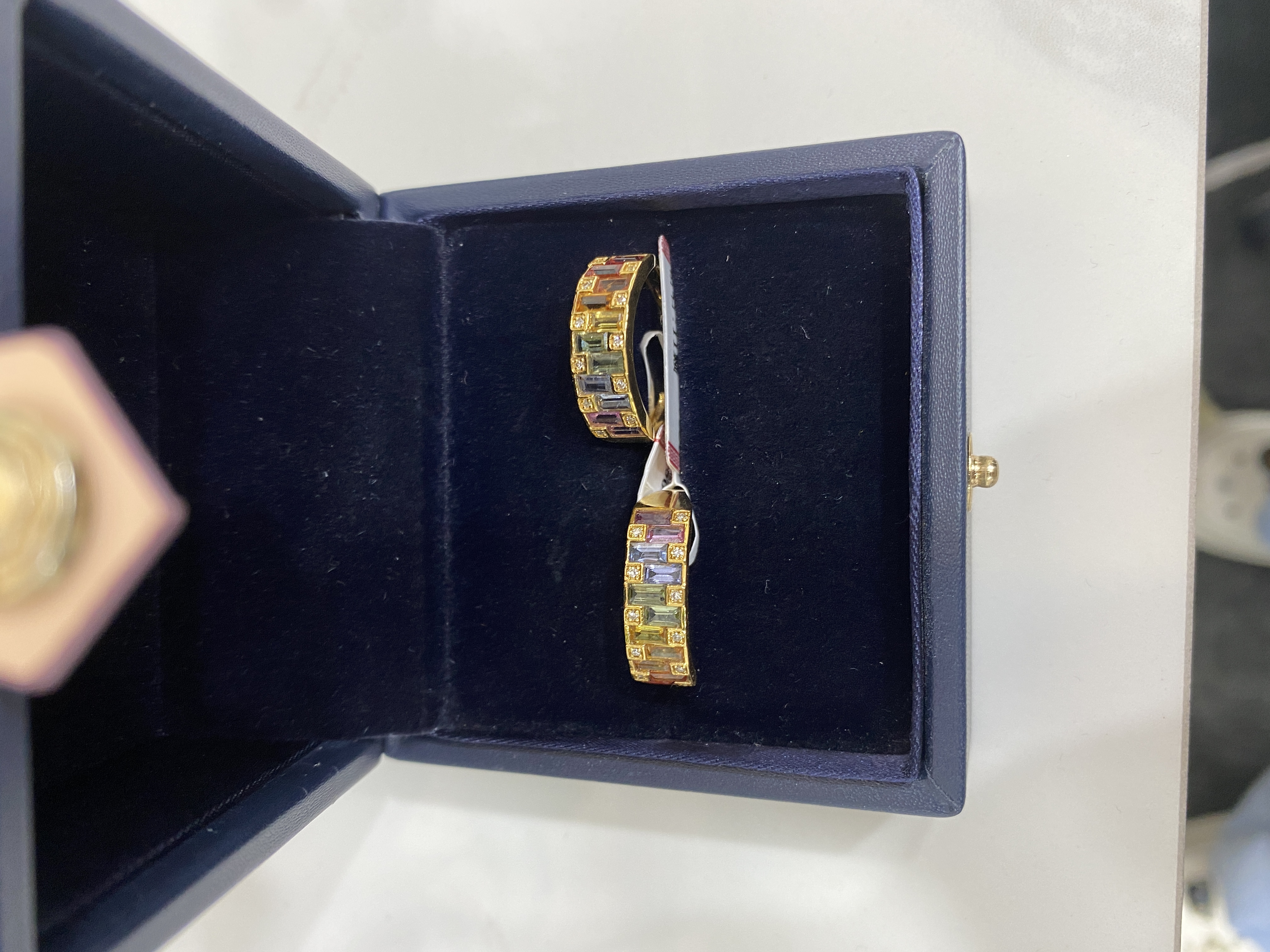 18K金镶嵌彩色蓝宝石戒指排戒 K黄 多样性发其一