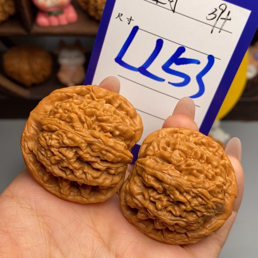 文玩核桃把件望月39