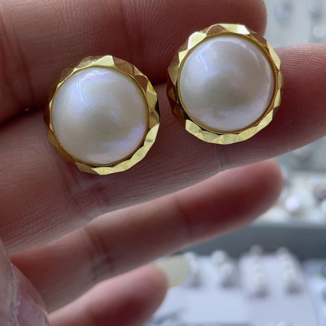 拼合珍珠（马贝珠）耳钉银S925镶嵌