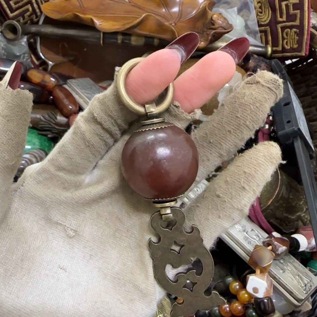 嗯珠子在的呢不我不敢好