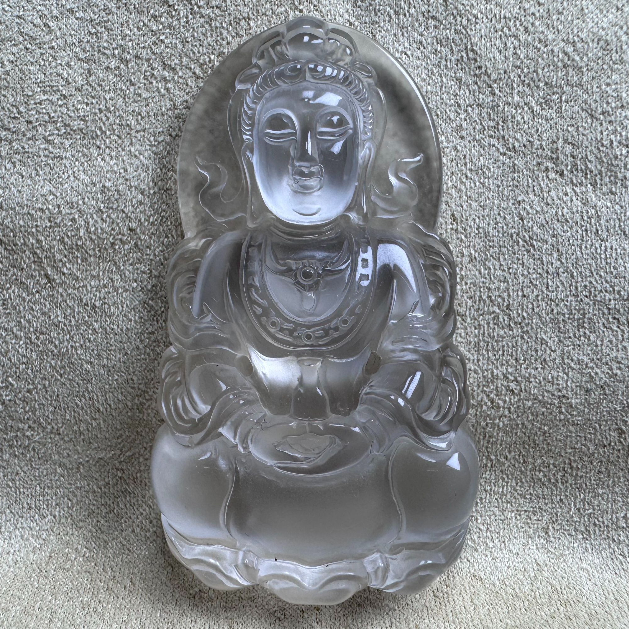 俄料石英质玉石玻璃种黑刚观音吊坠