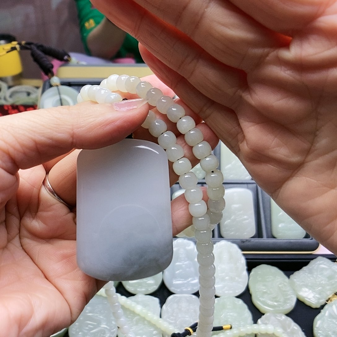 和田玉颈饰未镶嵌漂*