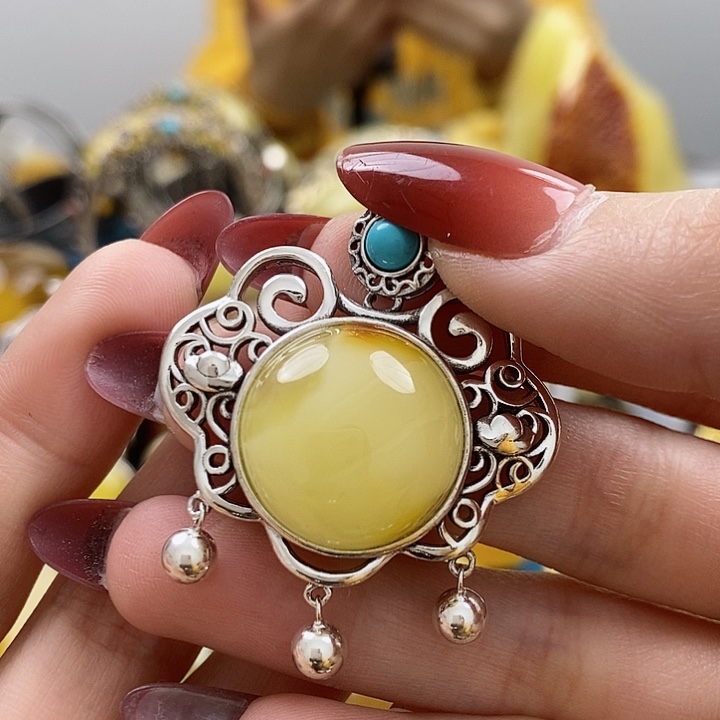 琥珀颈饰未镶嵌吊坠