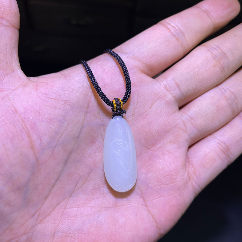 手工雕刻新疆和田玉素衣观音吊坠时尚男女款