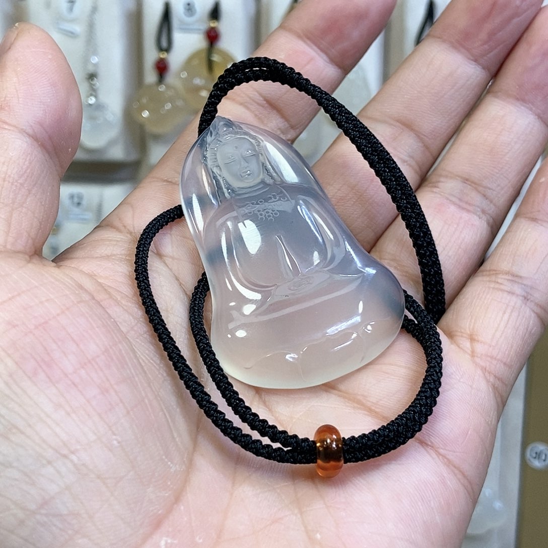 玛瑙/玉髓颈饰未镶嵌