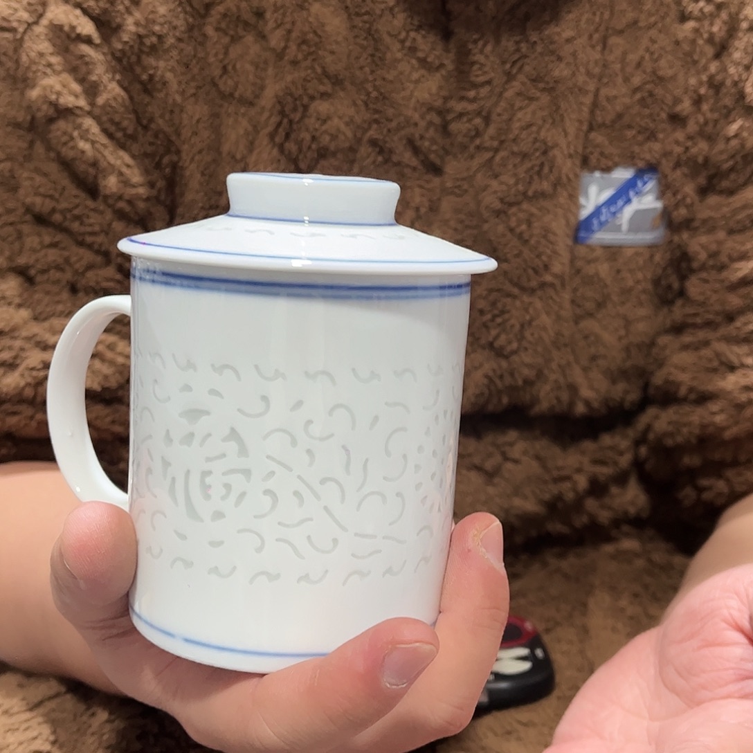 景德镇陶瓷高温玲珑杯