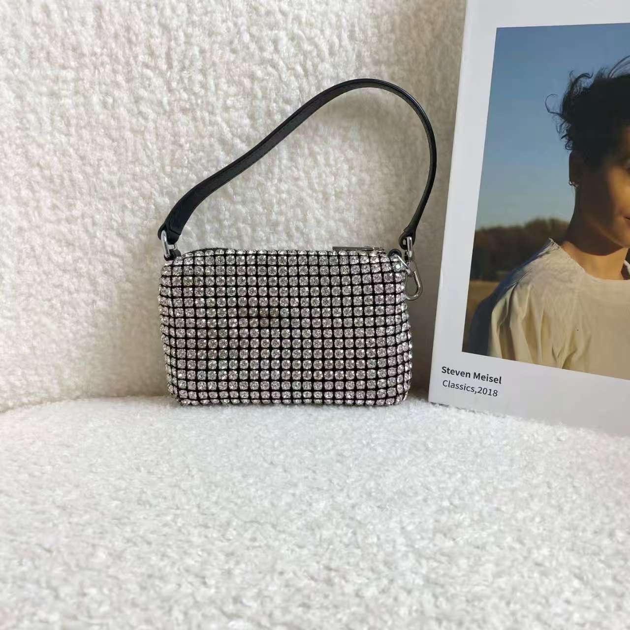 99新 Alexander McQueen/亚历山大·麦昆 钻包/74455568/代卖服务