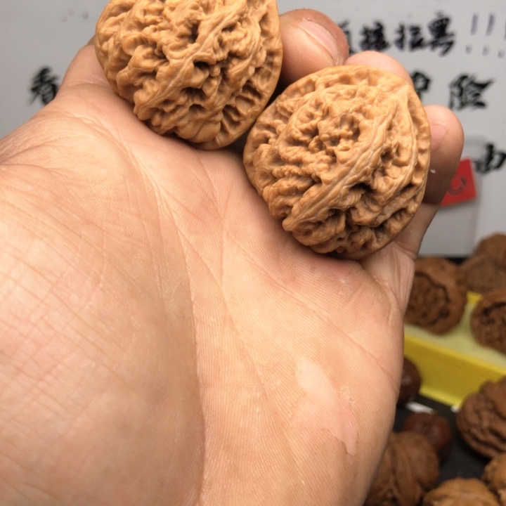文玩核桃把件三角粗筋40尺寸1号链接