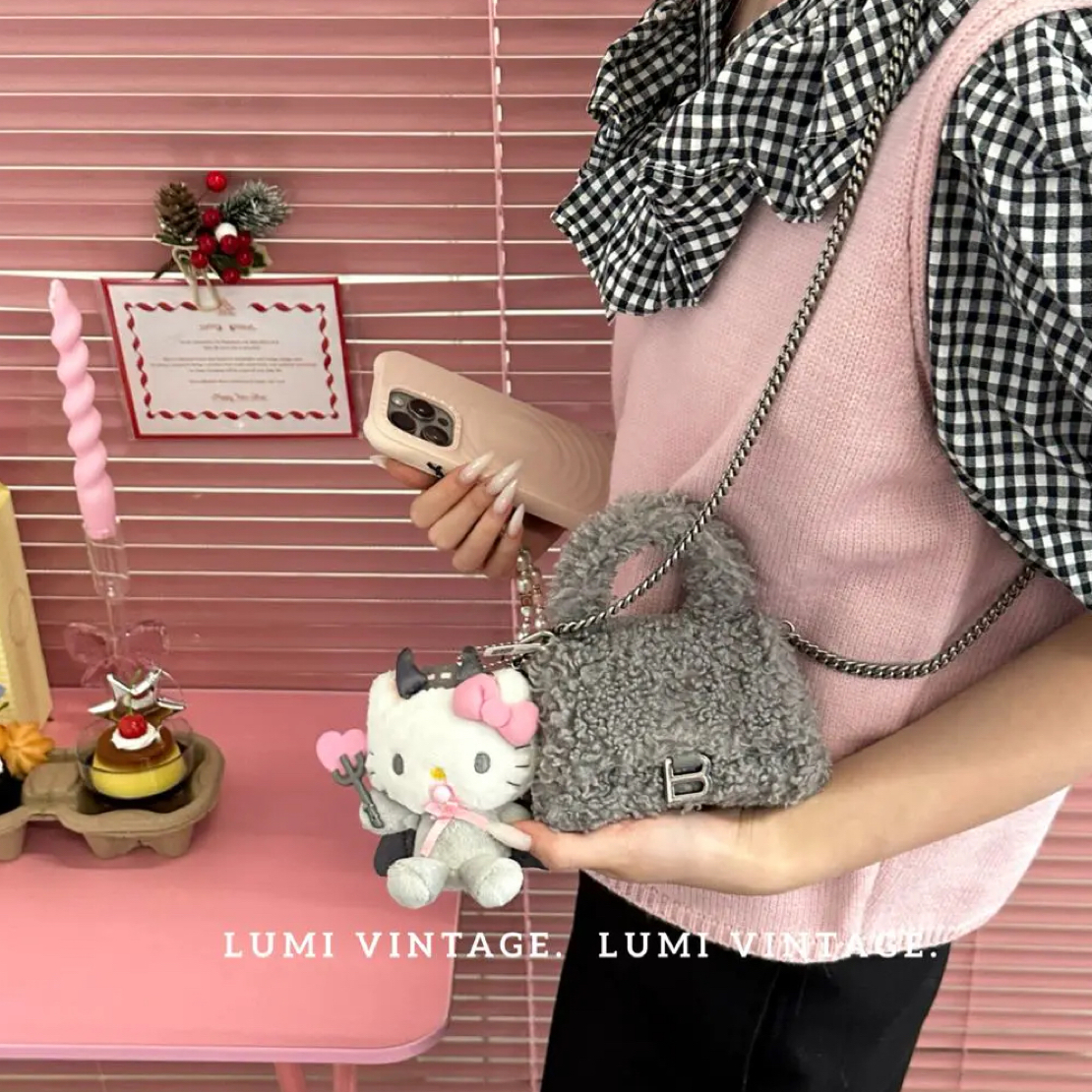 95新 Balenciaga/巴黎世家 灰色毛毛mini沙漏单肩包27611987