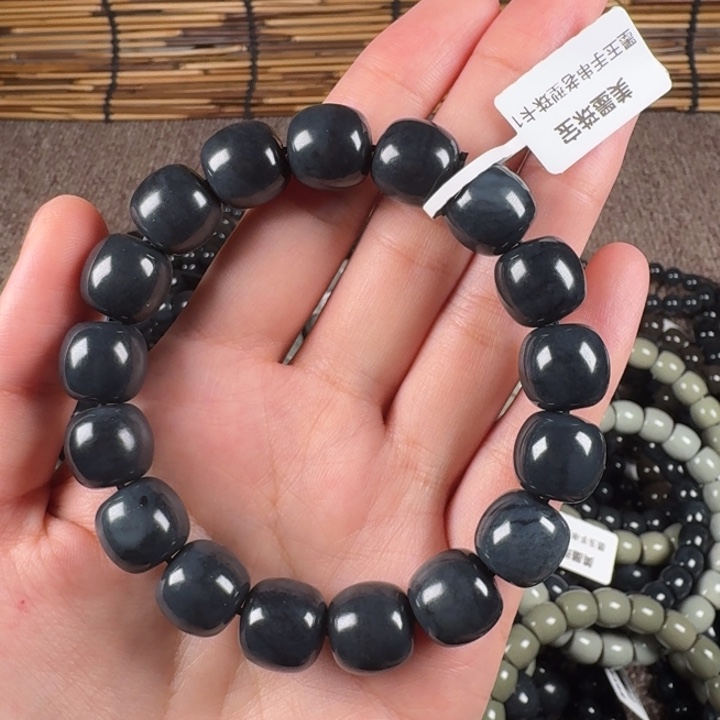 和田玉手链未镶嵌