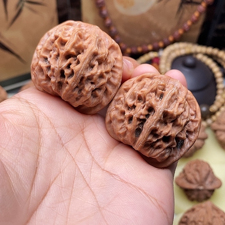 沐***吊坠文玩核桃39天地