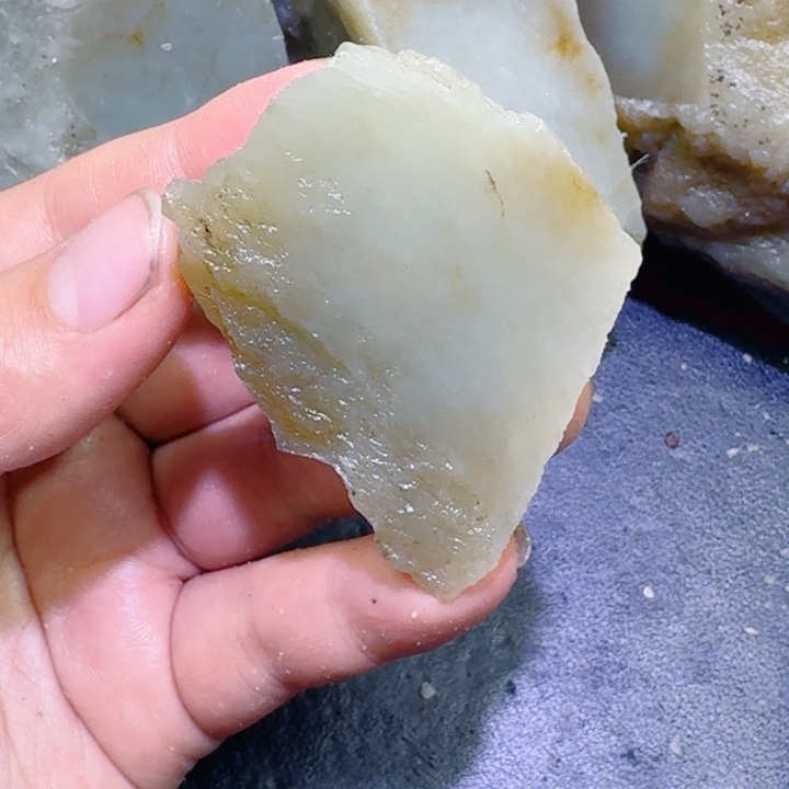 和田玉未镶嵌珠宝半成品