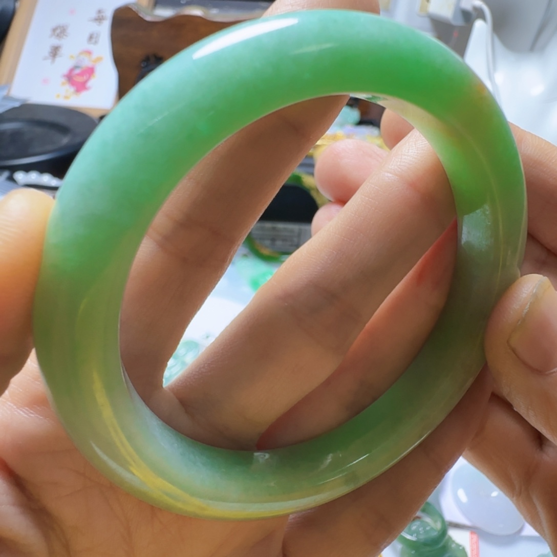 翡翠未镶嵌手镯翡翠3500