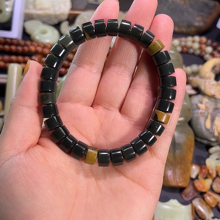 岫岩河磨玉（透闪石质玉）未镶嵌颈饰