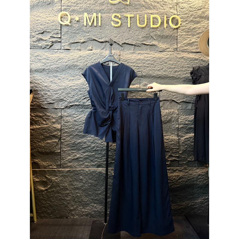 MIQIYMI原创大码高定设计师款时尚亚麻混纺V领阔腿裤两件套Q0107