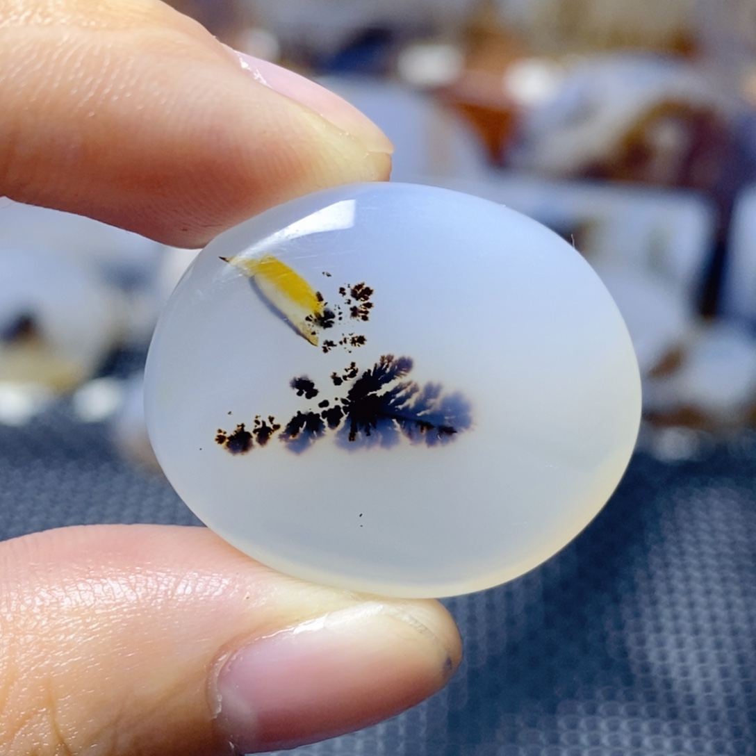 玛瑙/玉髓未镶嵌珠宝半成品