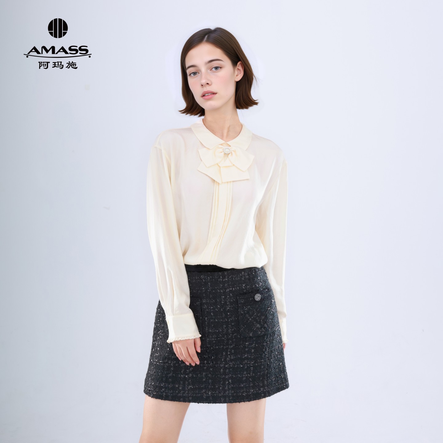 阿玛施【官方正品】新款时尚长袖气质泡泡袖系带木耳边衬衫女530087