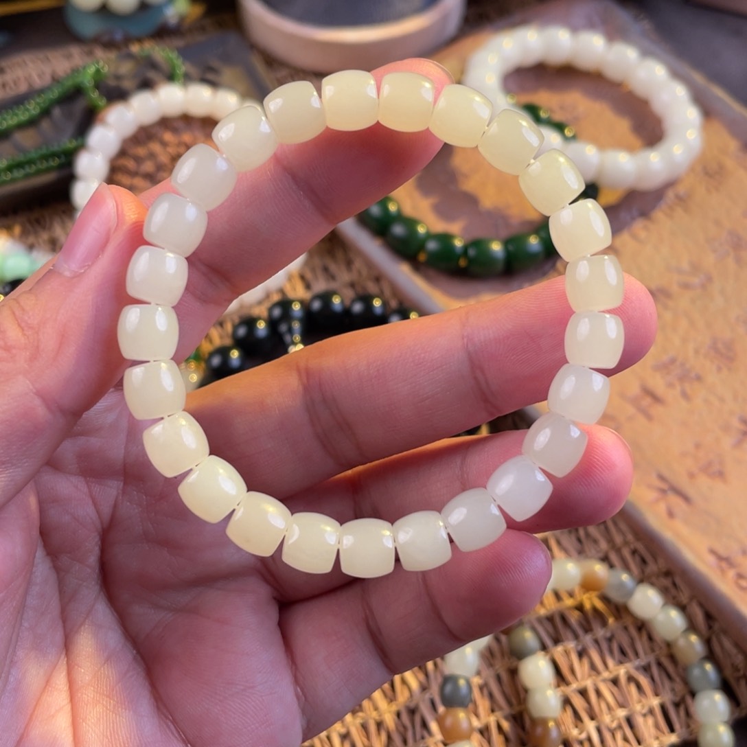 未镶嵌手链和田玉