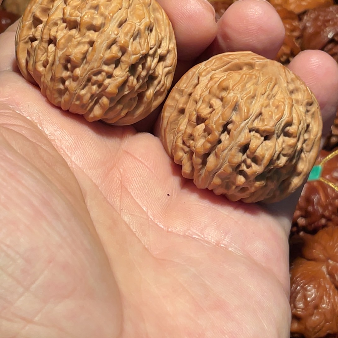 木***制文玩核桃吊坠汉高楼