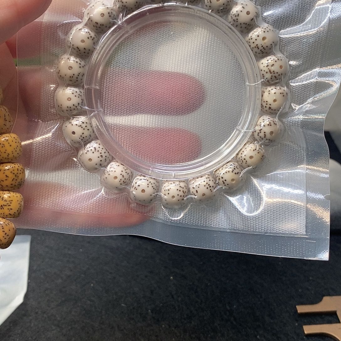 吊坠星月菩提原白大眼11*10单