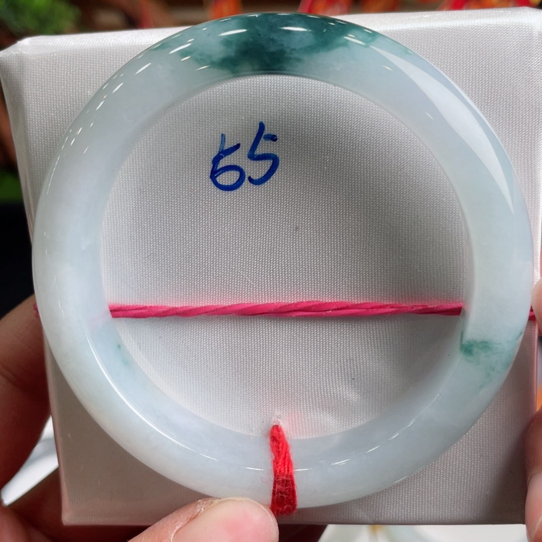翡翠手镯未镶嵌缅甸翡翠手镯6