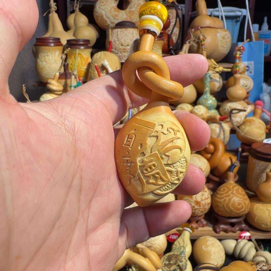 有机玻璃夹板鸡心肚凤凰