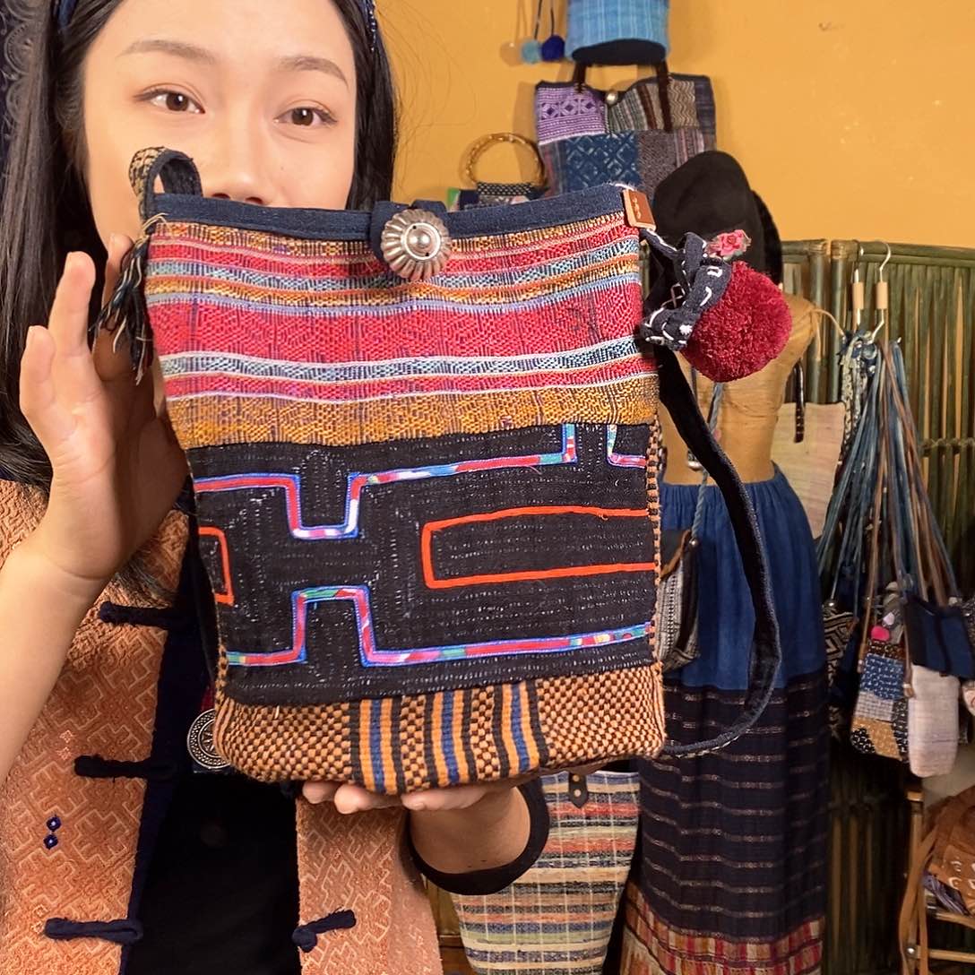 织绣手工老绣包包