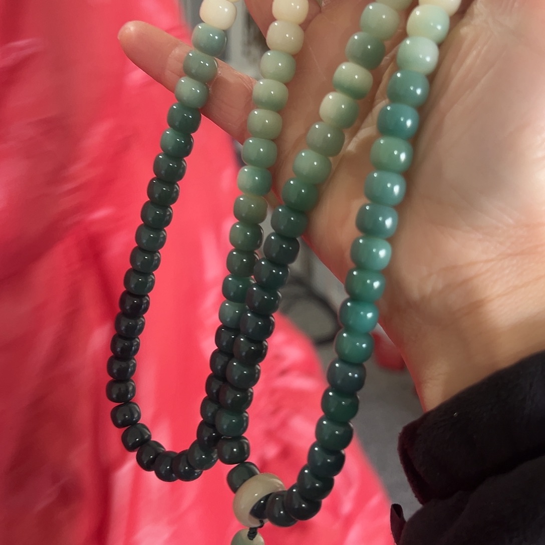 白玉菩提吊坠8×10