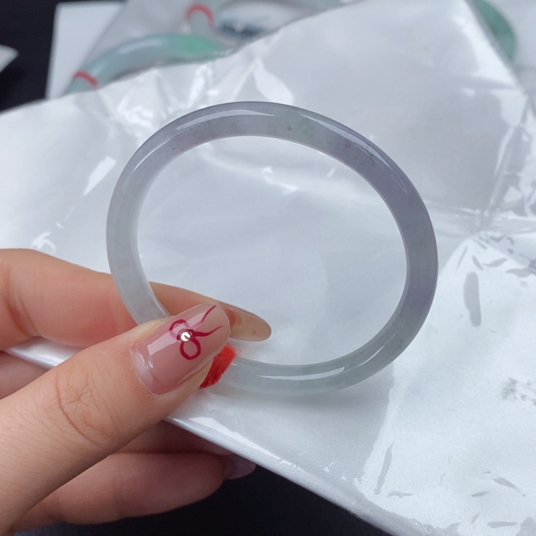 翡翠手镯未镶嵌52贵妃