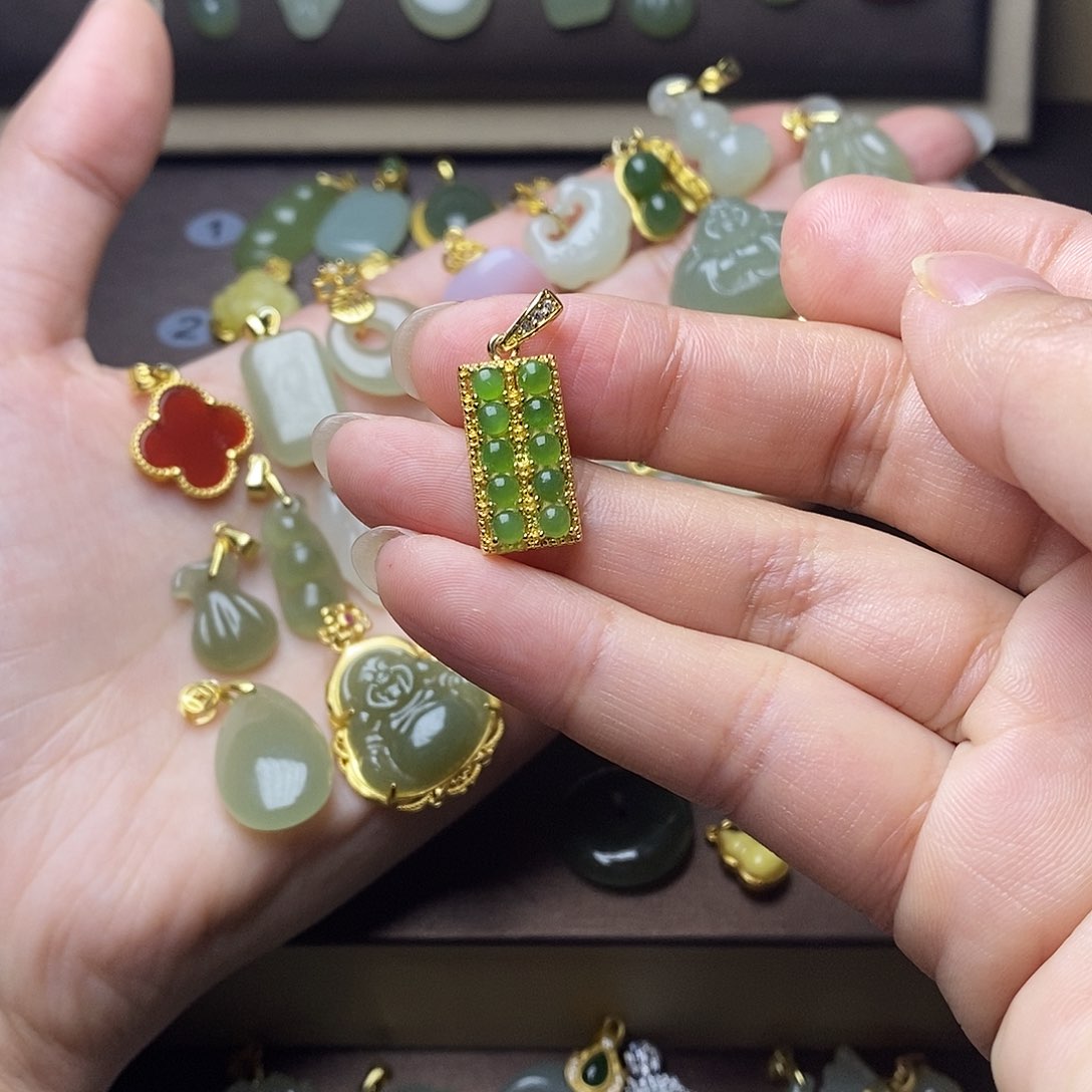 和田玉颈饰银S925镶嵌