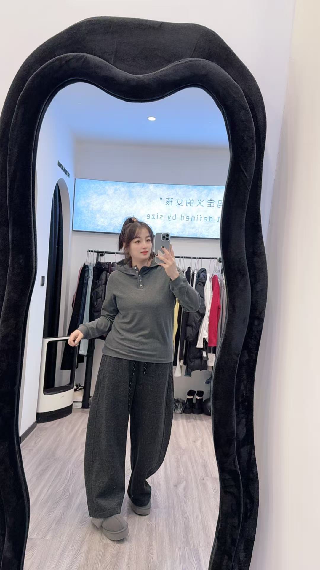 2025北尧冬9185冬季新款纽扣设计连帽显瘦长袖打底衫