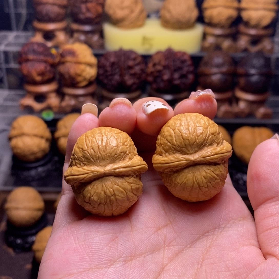 文玩核桃把件Z16玄武球31尺