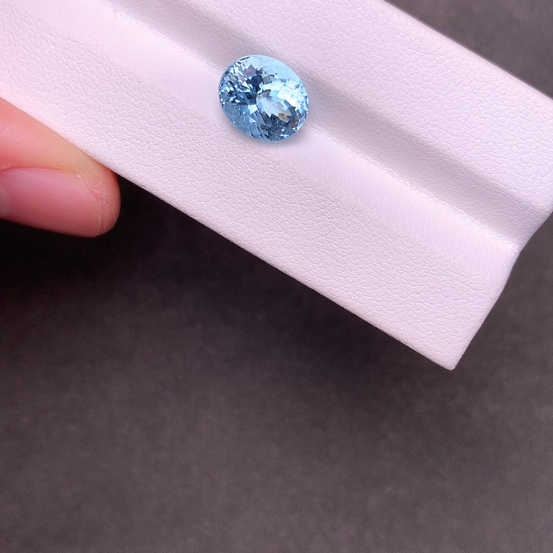 海蓝宝石裸石未镶嵌