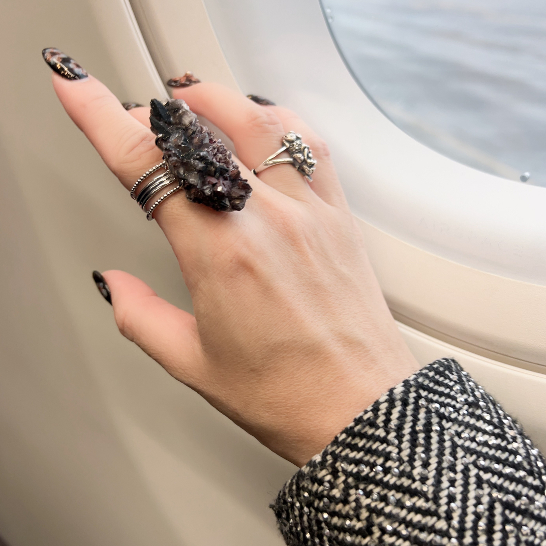 铜合金仿水晶戒指 铜合金 原创手作立体雕刻开口轻奢时尚戒指