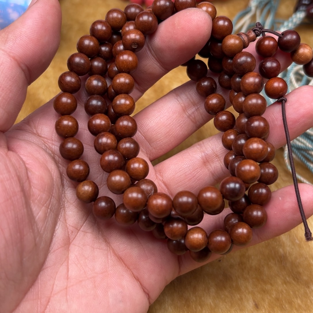 只买单纯的吊坠，没带链子，属的性质。