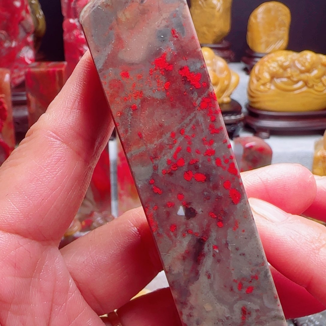 昌化石昌化鸡血石