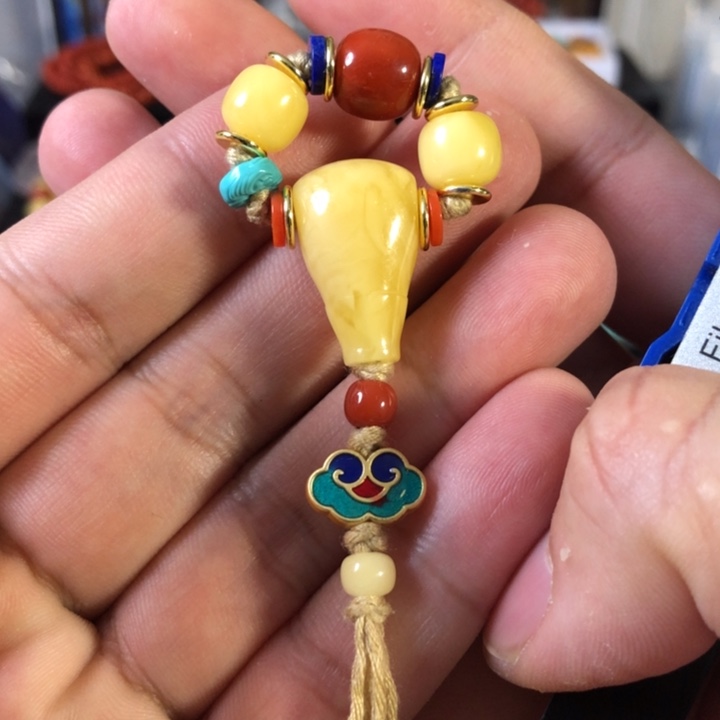 蜜蜡珠宝奇石未镶嵌