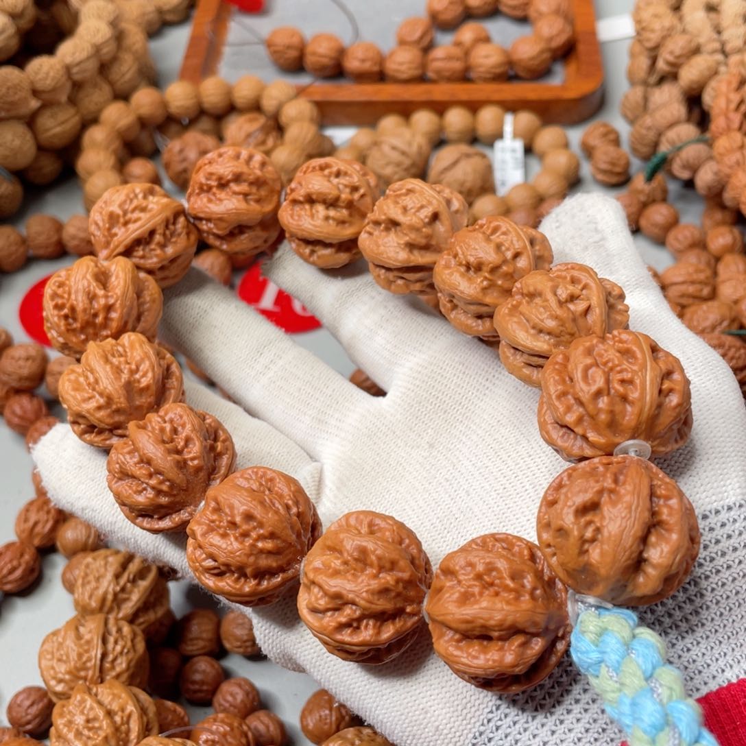 文玩核桃手串霸王龙筋京八棱26.5mm