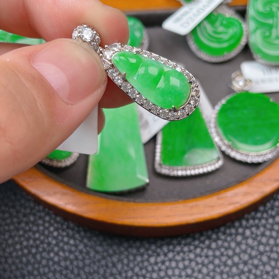 【闪购商品】翡翠吊坠(不含链)银S925镶嵌