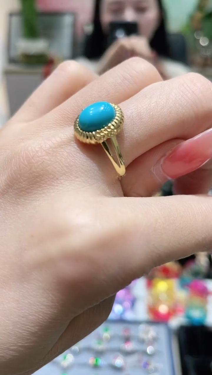 18K金镶嵌绿松石戒指