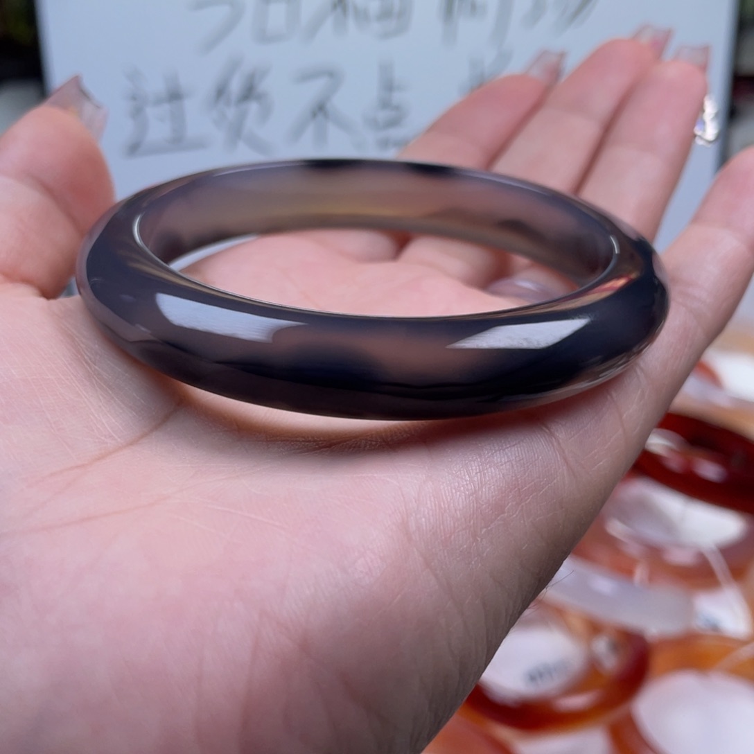 玛瑙/玉髓手镯未镶嵌