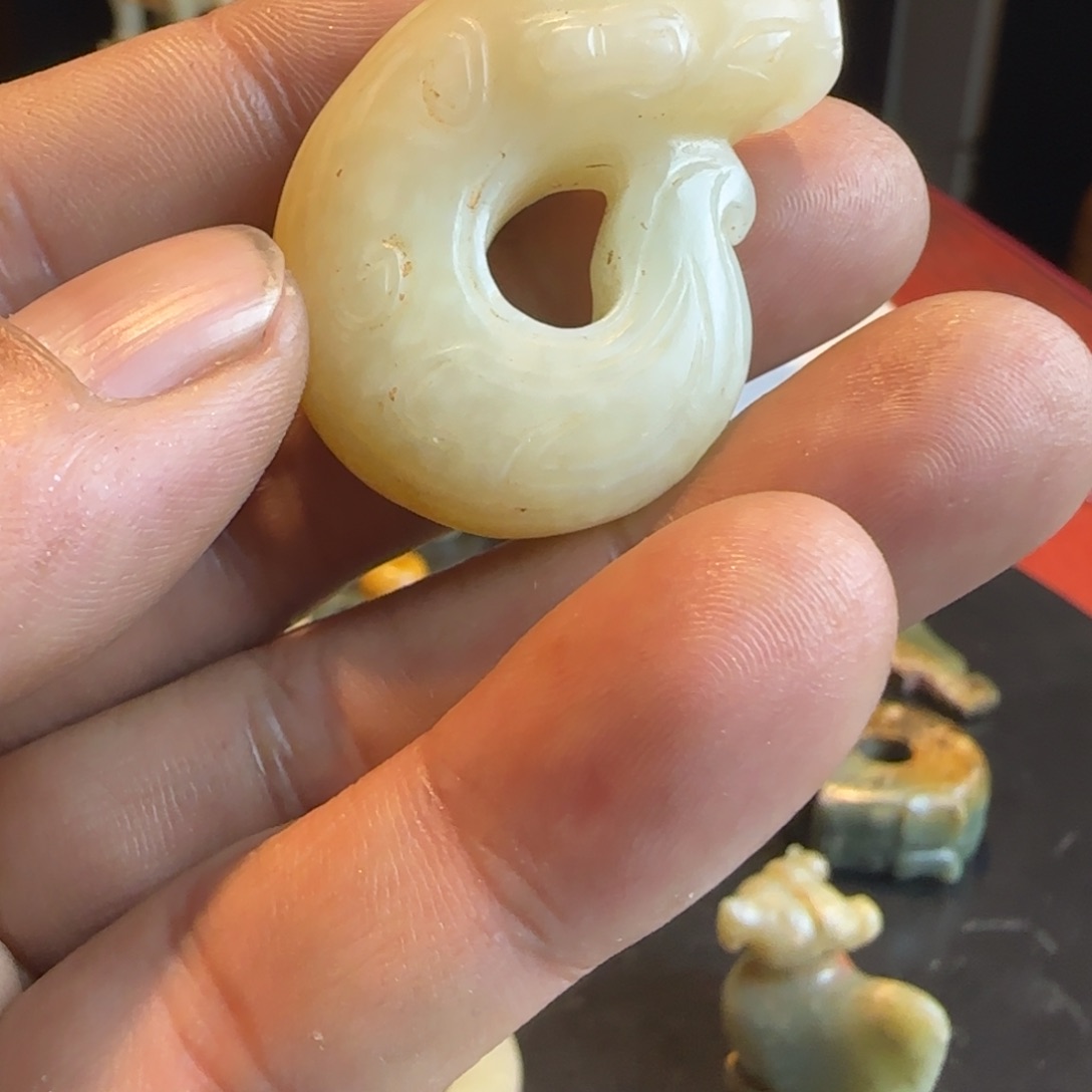 和田玉（糖玉）颈饰未镶嵌川**哥