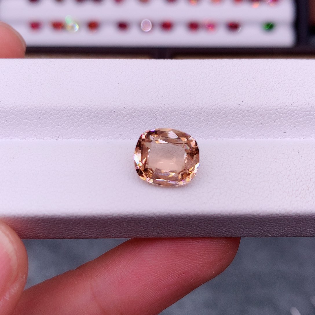 碧玺珠宝半成品未镶嵌