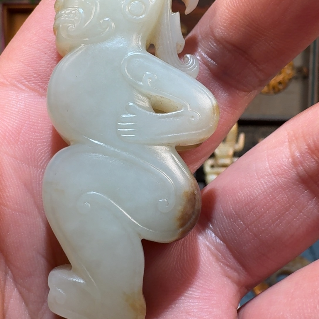 如***形和田玉（糖玉）未镶嵌手链