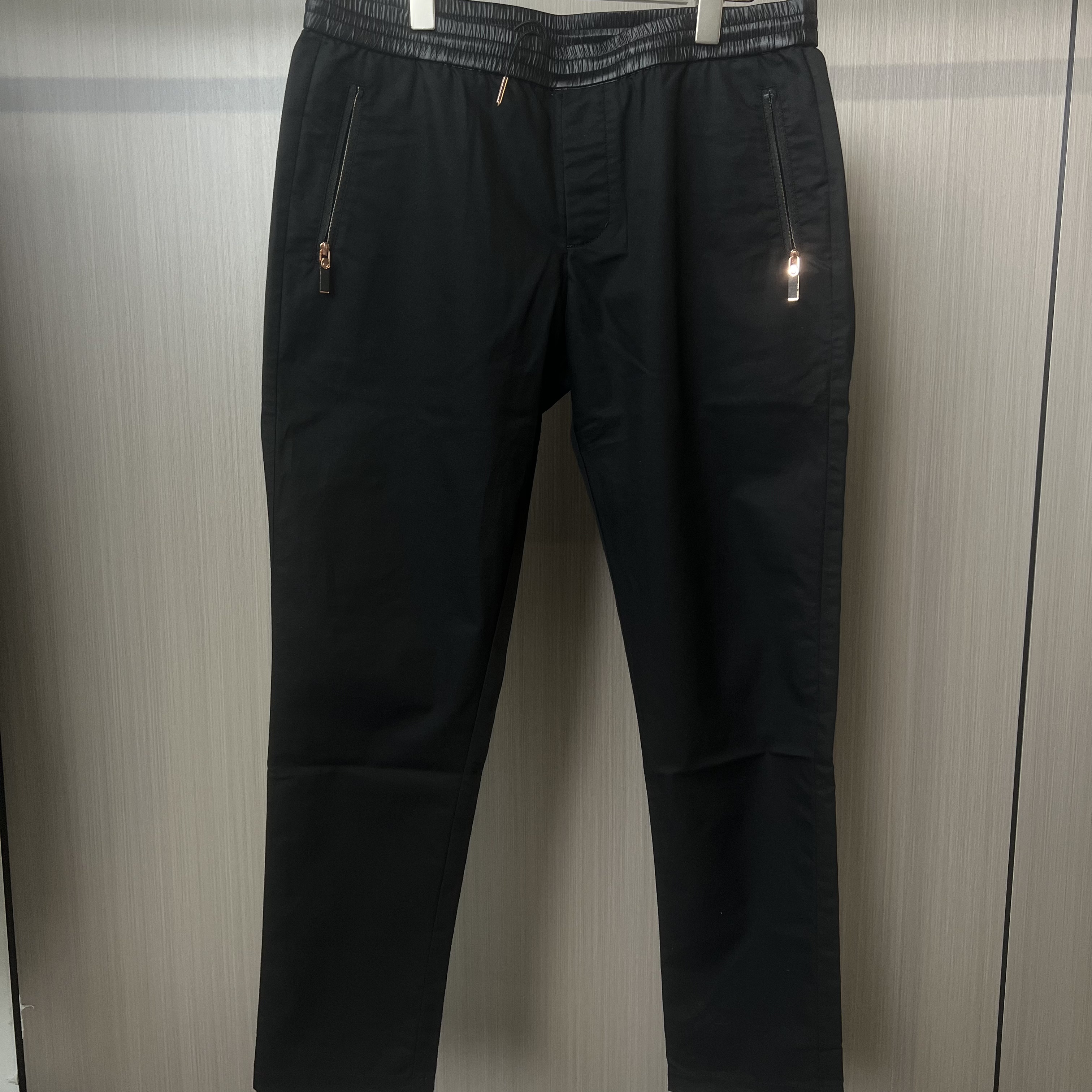 99新 Givenchy/纪梵希 拼皮 纯色 休闲卫裤 52码/Y01093