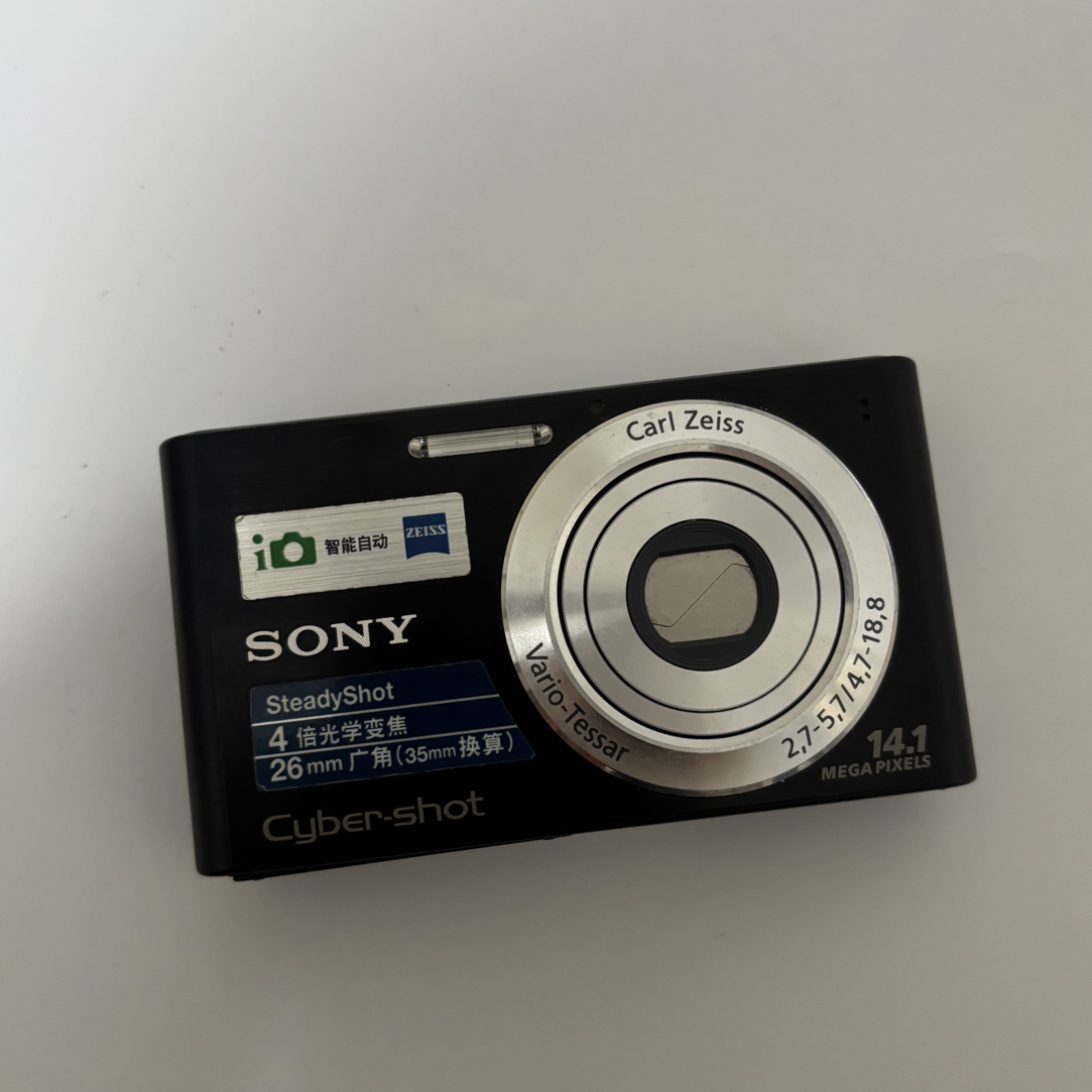 9新 Sony/索尼 w320黑色1400w像素ccd相机带配件