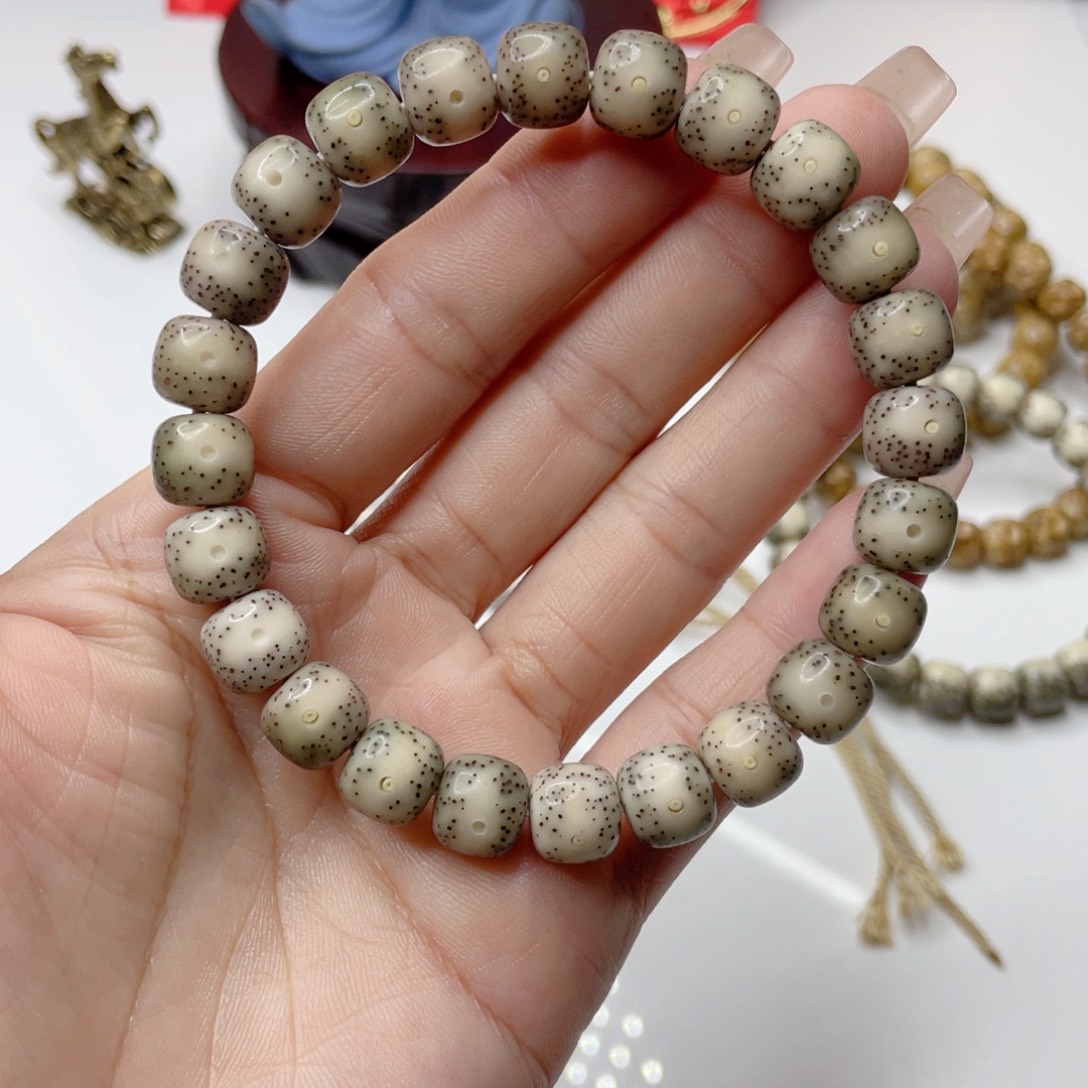 星月菩提吊坠石玉料冰糖一线天小细星卡10