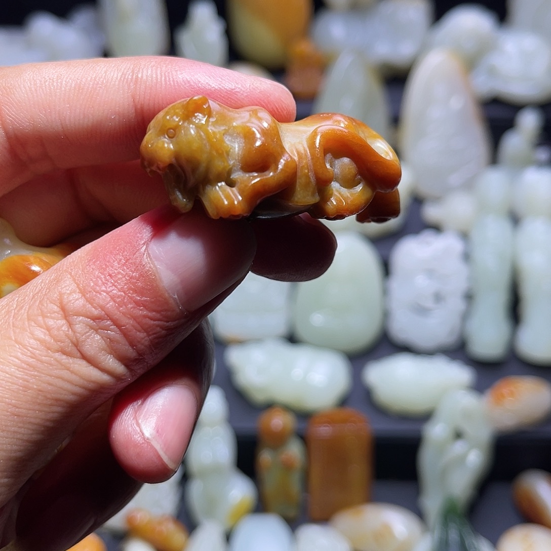 和田玉未镶嵌挂件