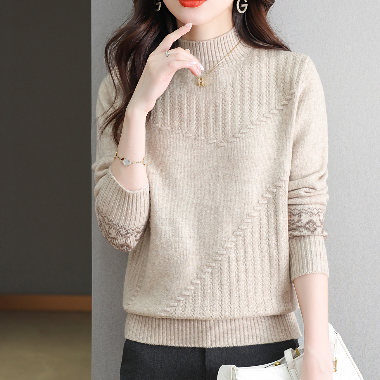 【羊毛衫】2025秋冬新款宽松提花针织衫厚毛衣半高领百搭洋气打底衫
