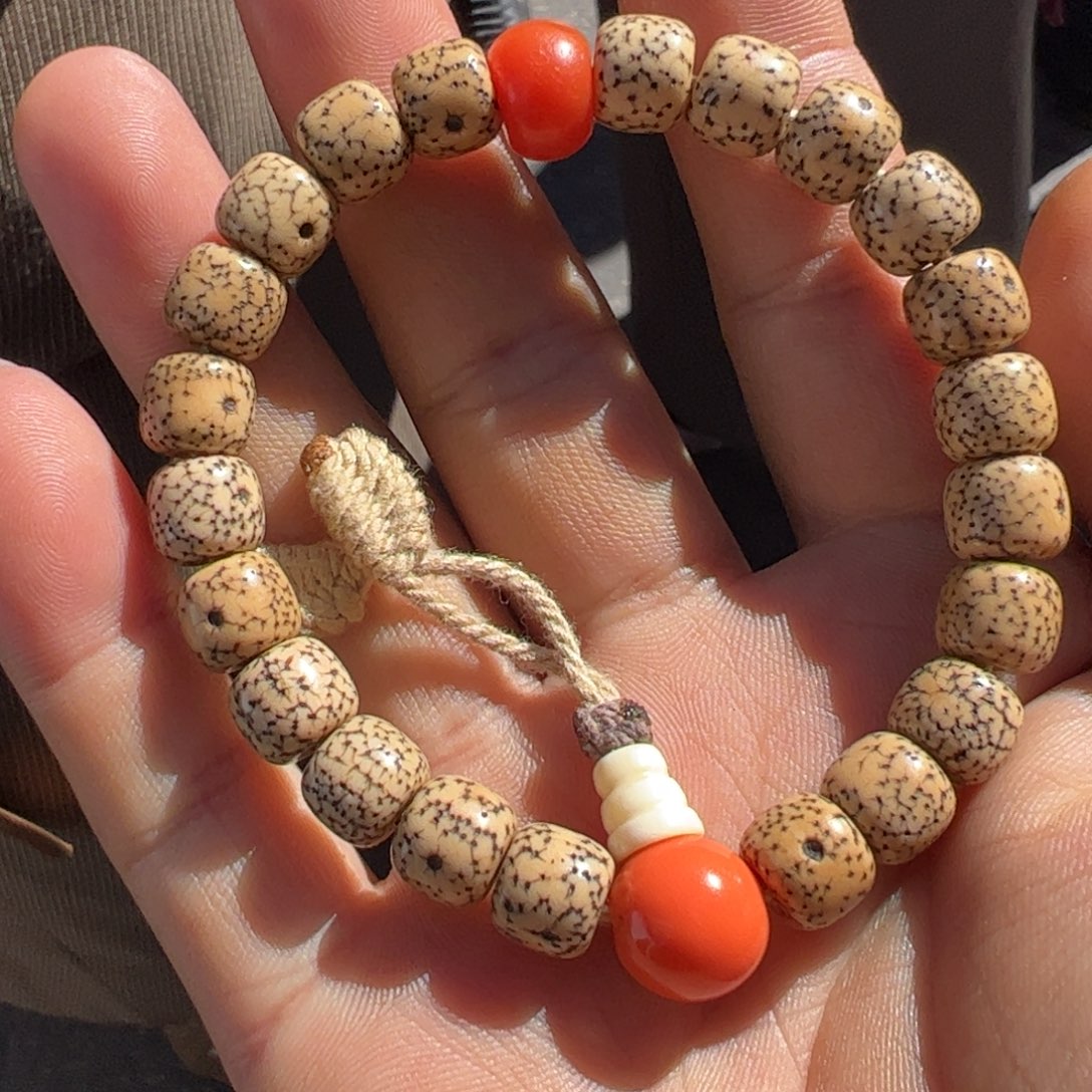 星月菩提吊坠星月菩提手串手链